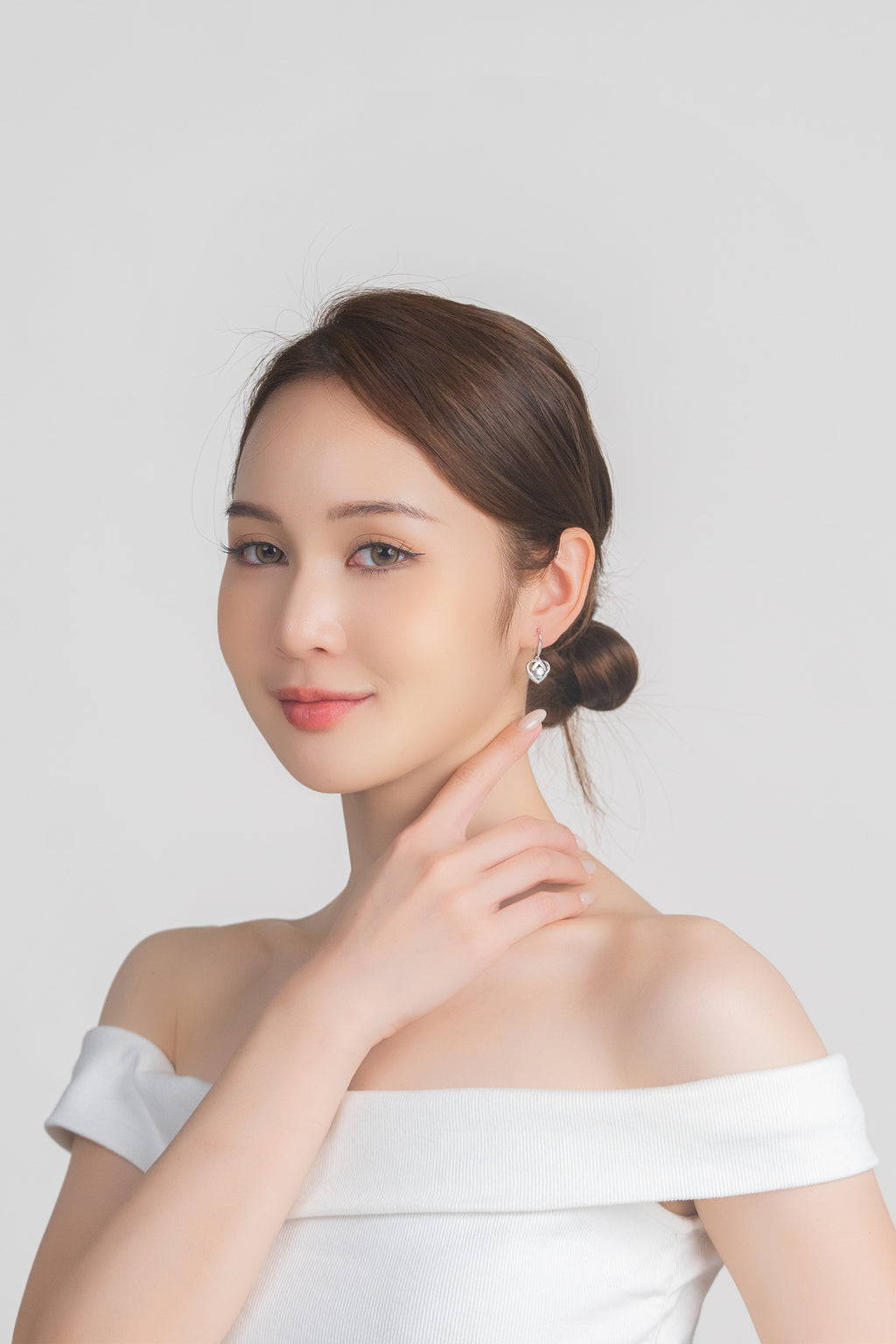 ENCHANTED HEART DROP EARRINGS