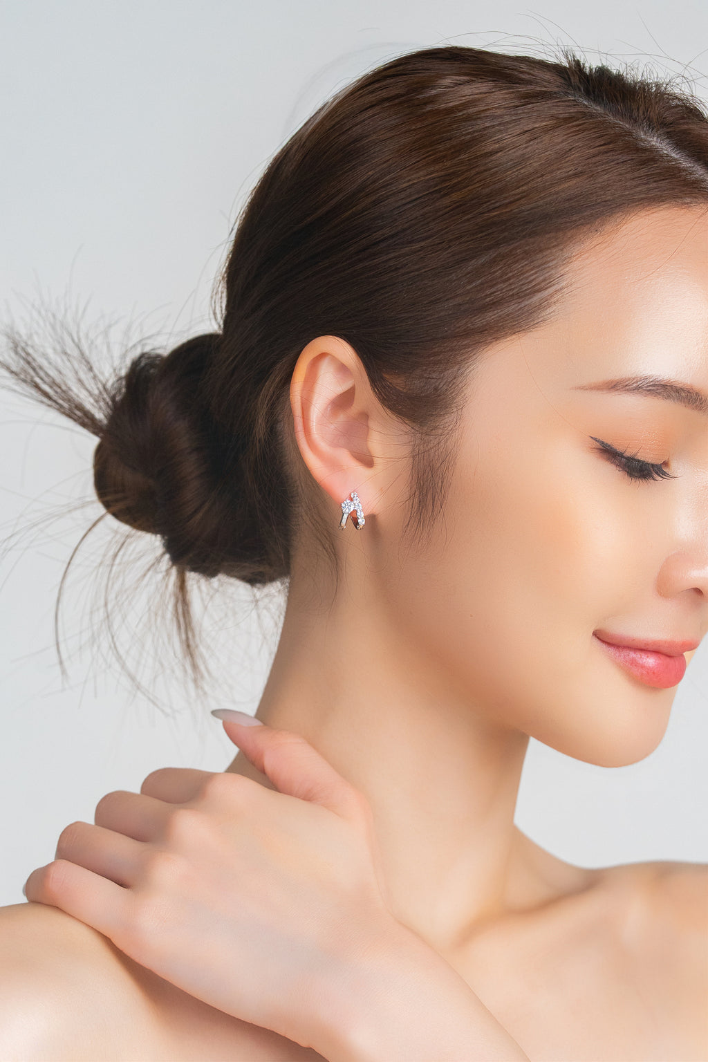 RADIANT EMBRACE EARRINGS