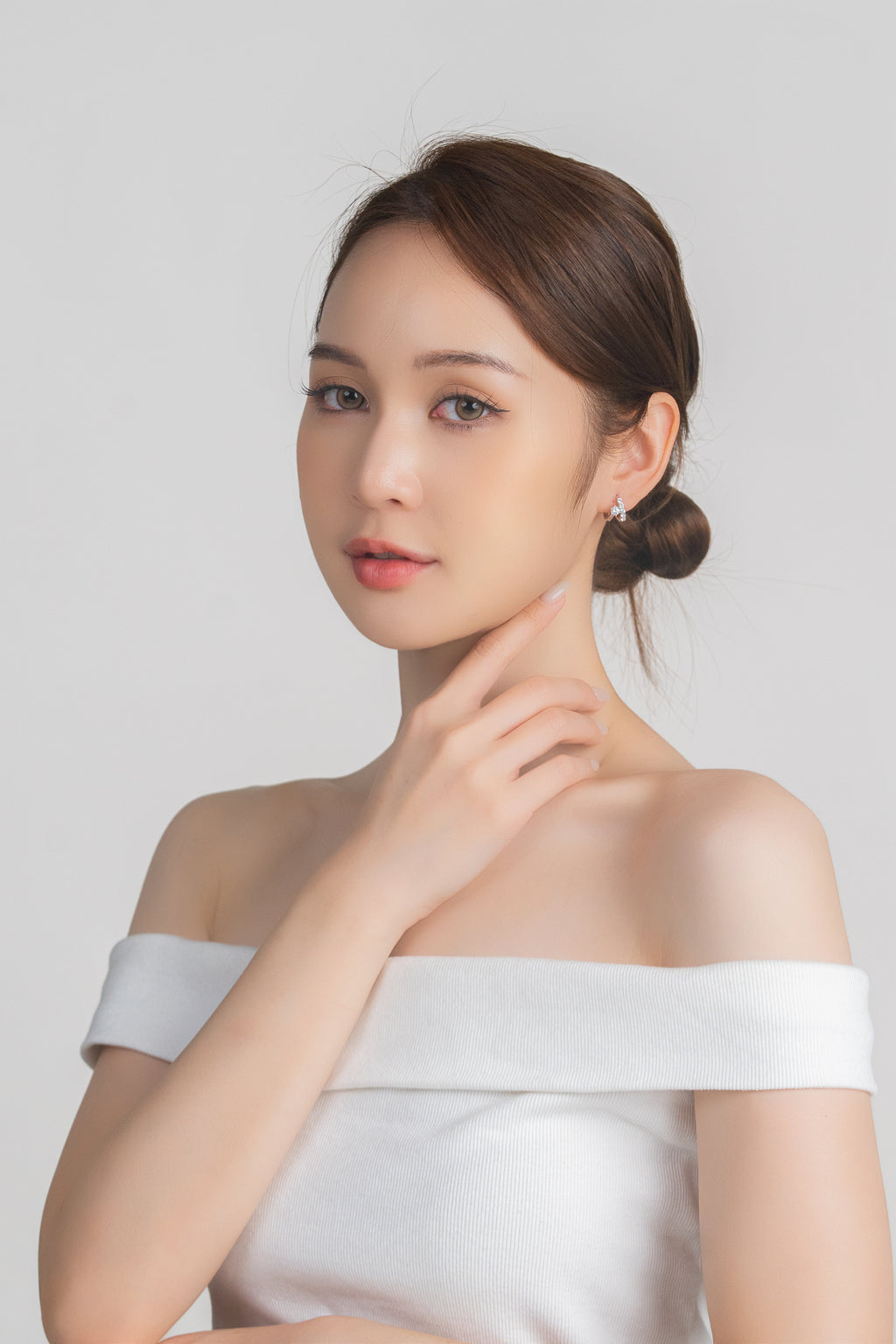 RADIANT EMBRACE EARRINGS