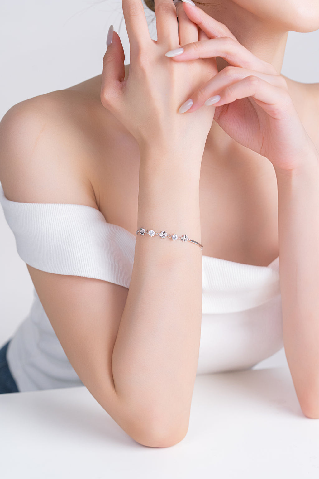 ETERNAL CLOVER BRACELET