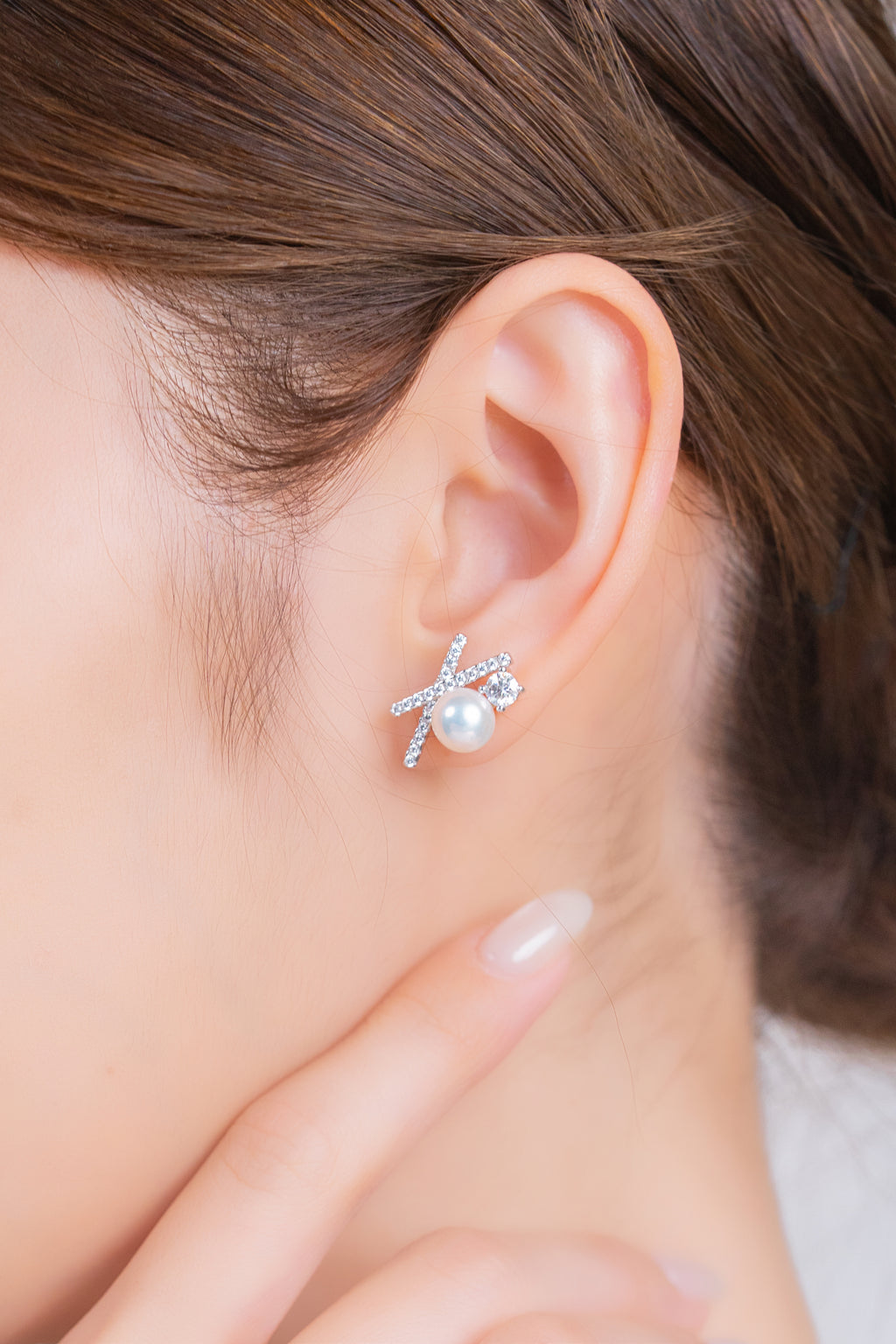 LUMINOUS GRACE PEARL EARRINGS