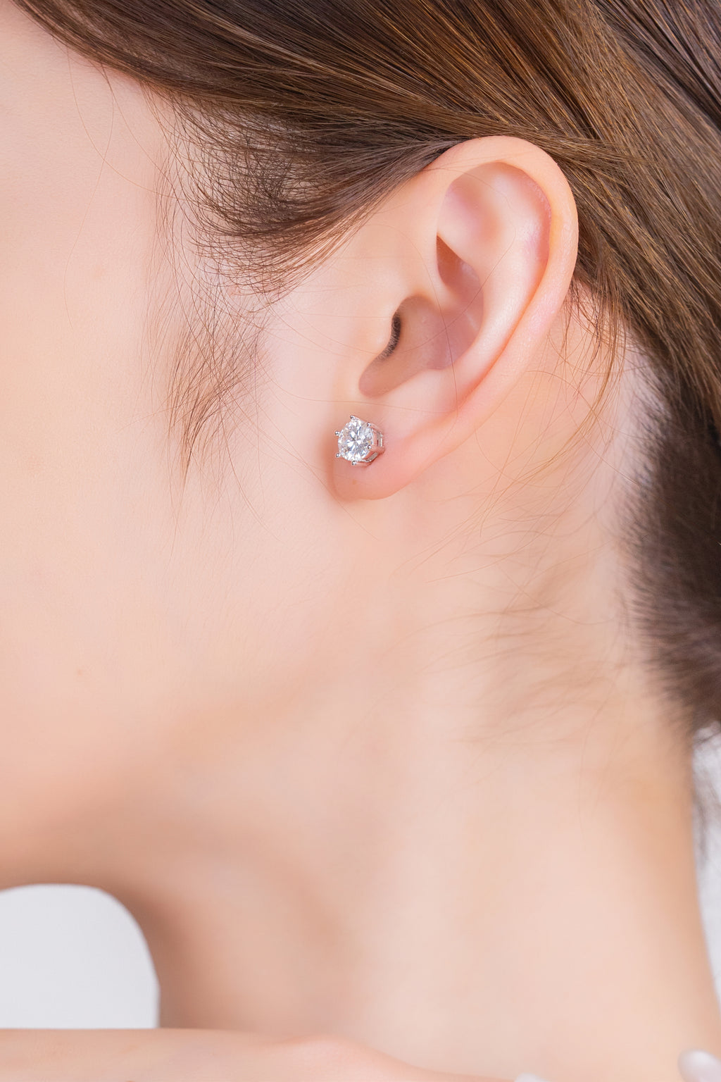 TIMELESS RADIANCE STUD EARRINGS