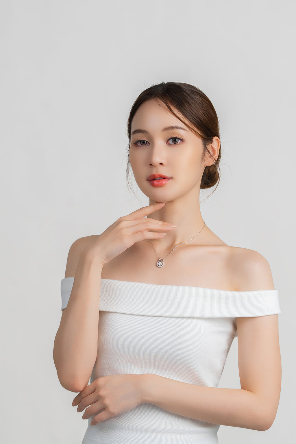 HALO D'AMOUR NECKLACE