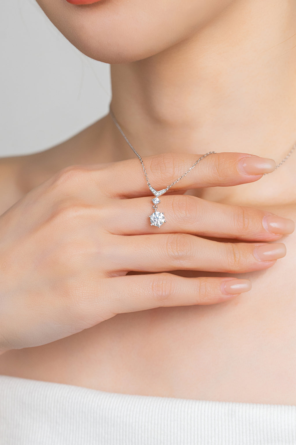 AURELLE NOVA NECKLACE