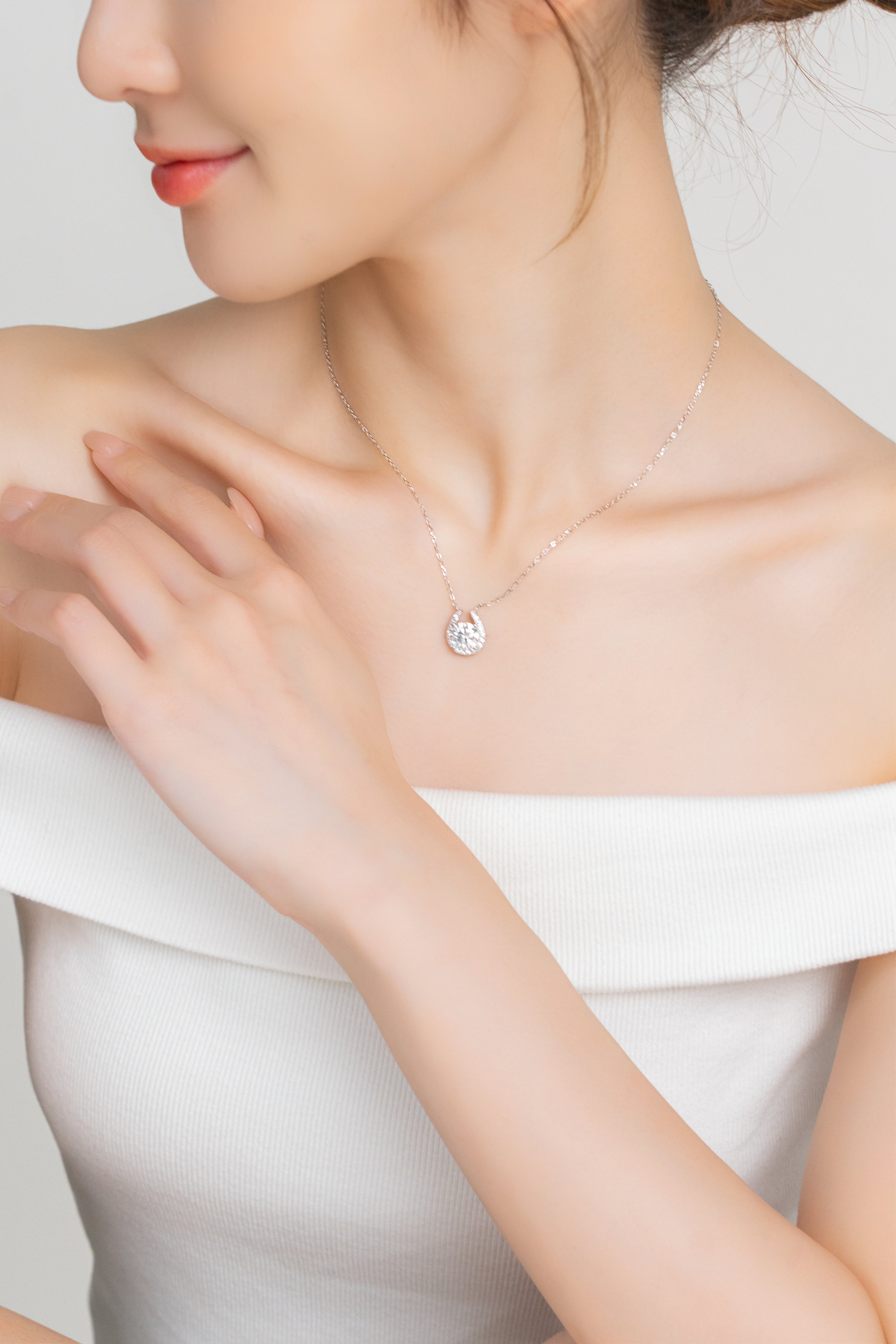 RADIANT CHARM NECKLACE