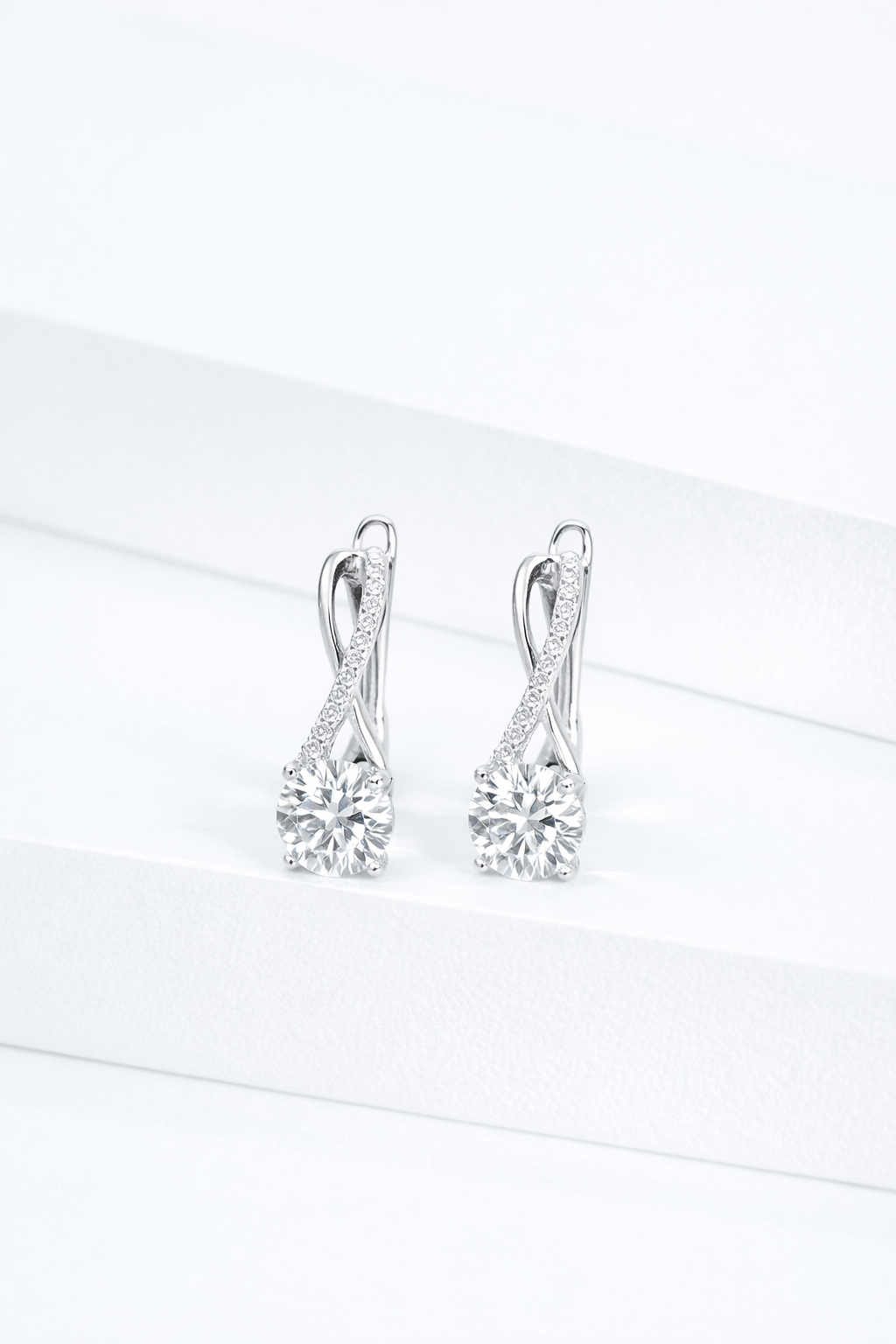 RADIANT GRACE HOOP EARRINGS