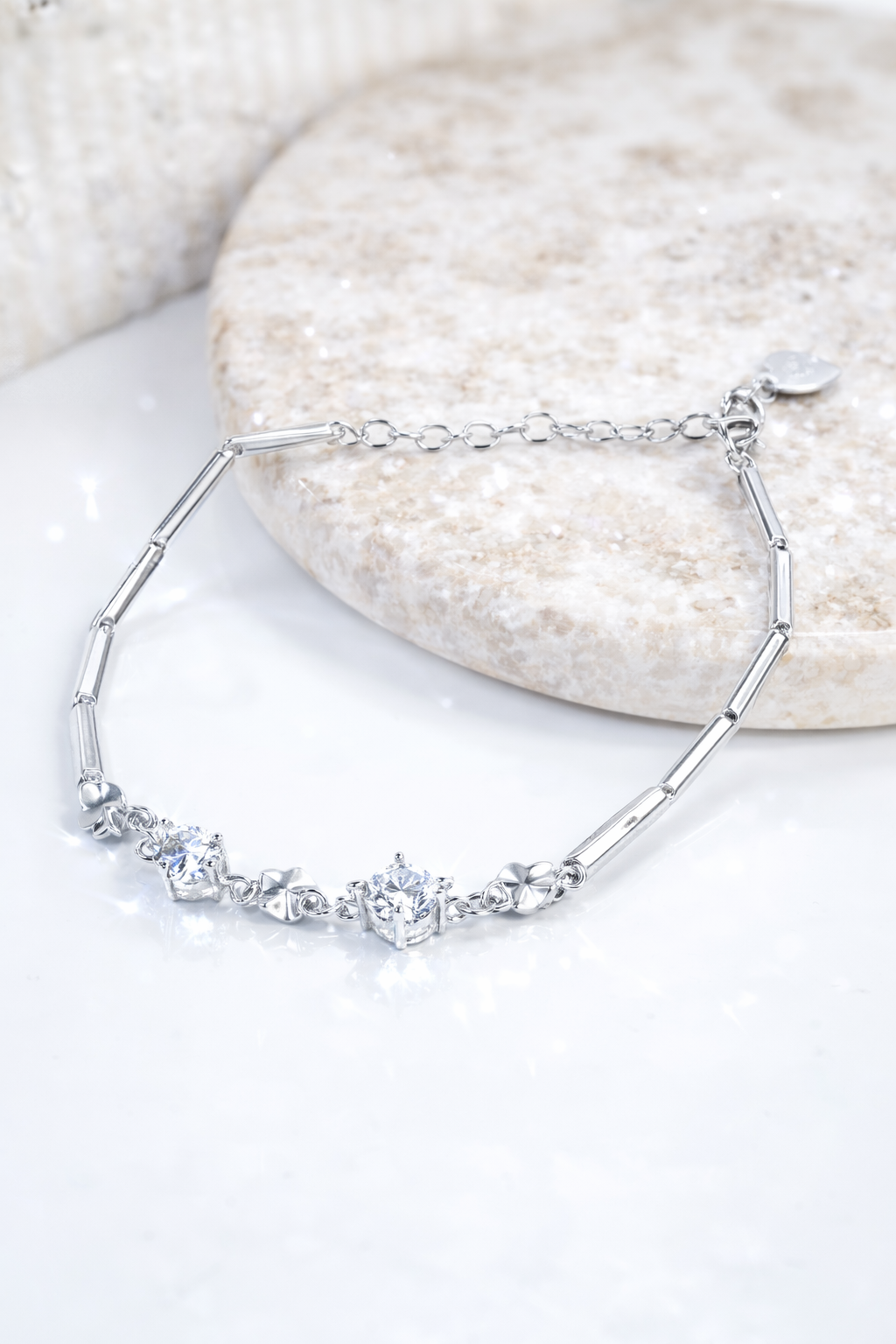 ETERNAL CLOVER BRACELET