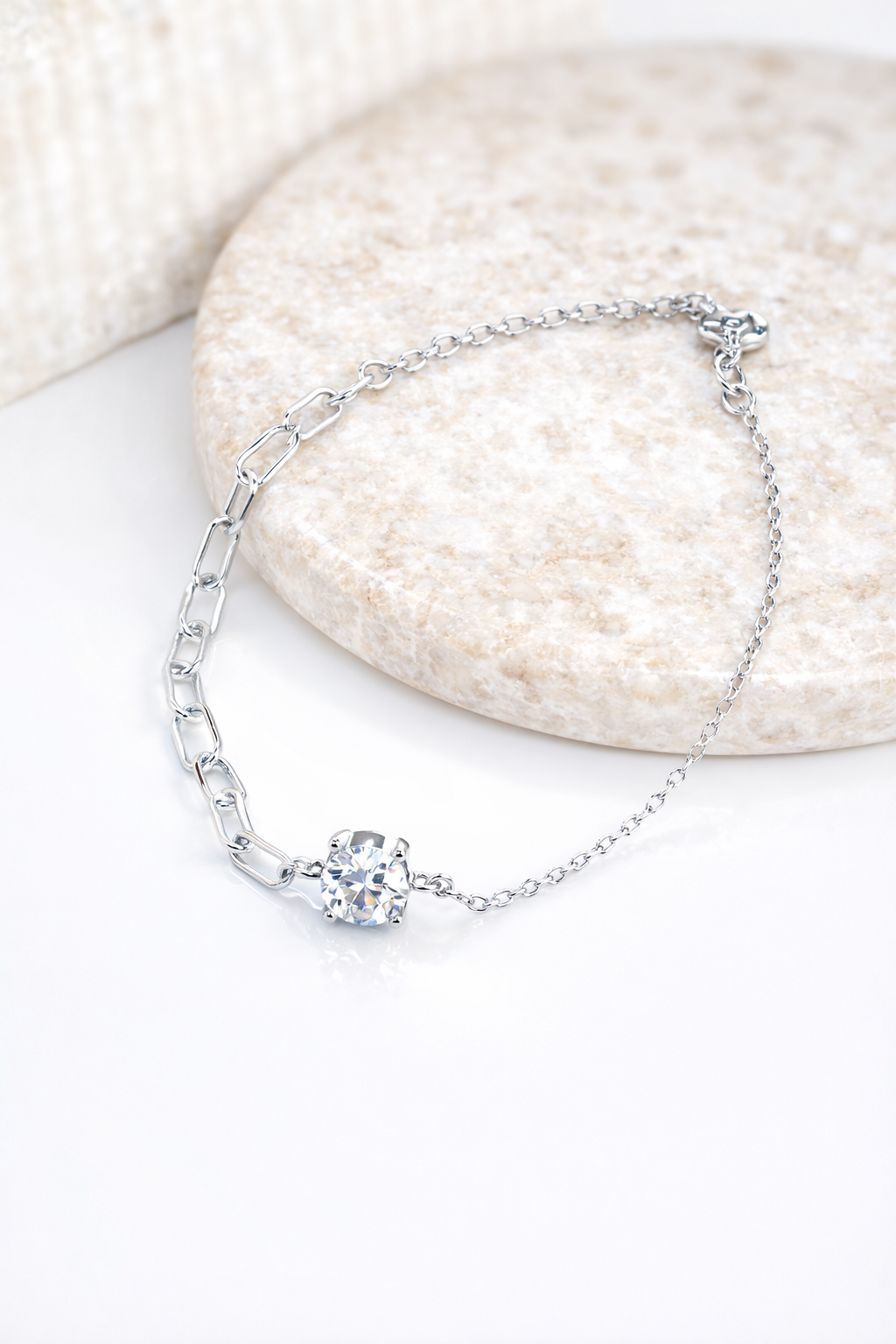 ELARA LINK BRACELET