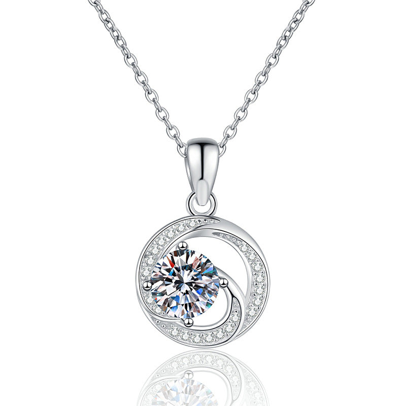 LUNAR EMBRACE NECKLACE