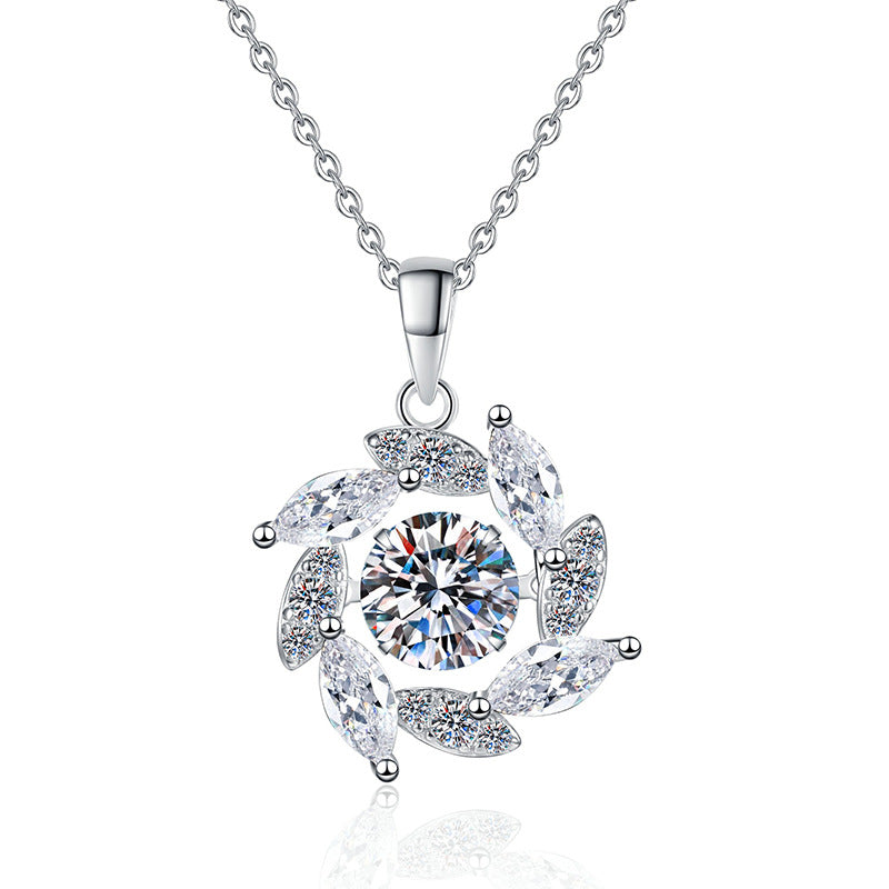 AURORA PETALE NECKLACE