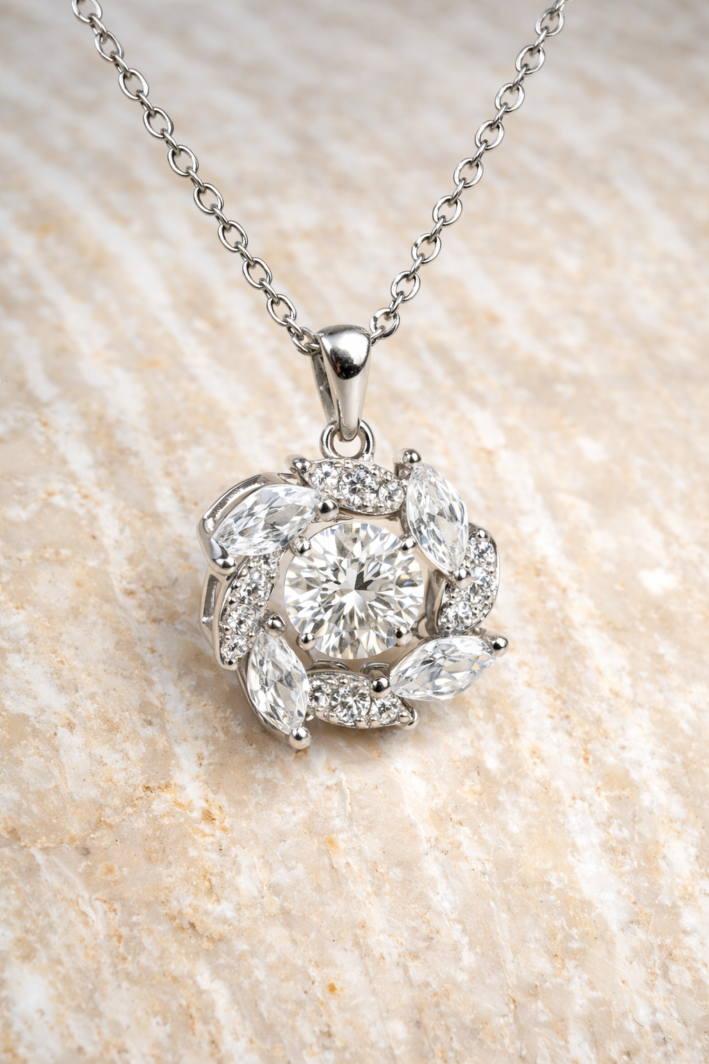 AURORA PETALE NECKLACE
