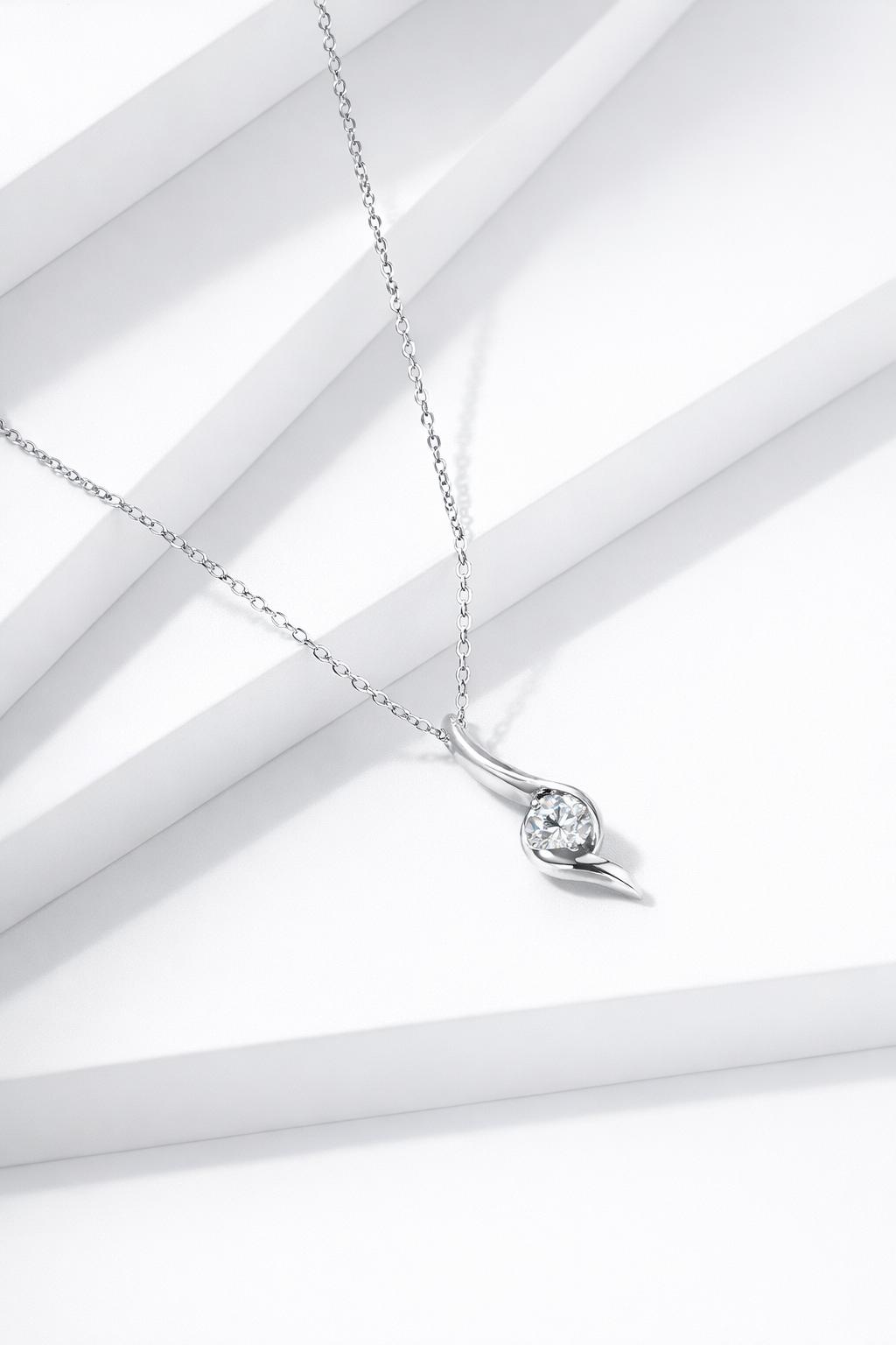 ETERNAL GRACE NECKLACE