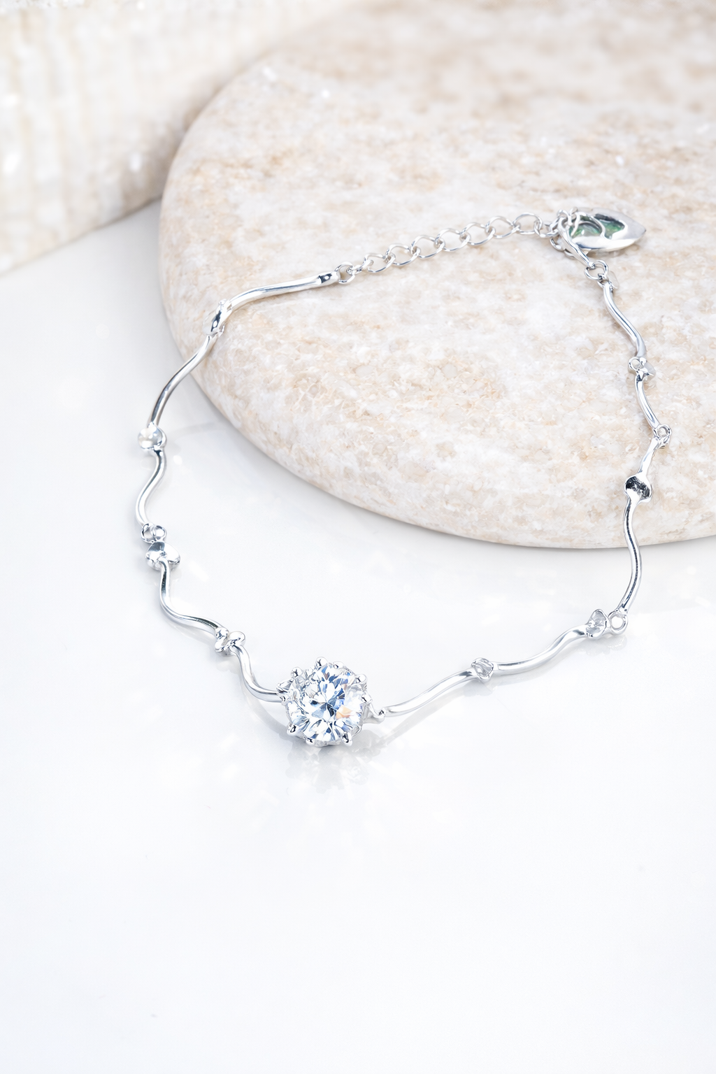 SERENE HEART BRACELET